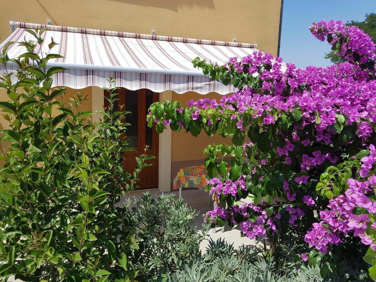 Apartman Mi Nerezine Dış mekan fotoğraf